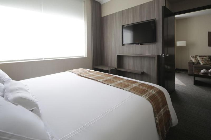 Hotel Casa Andina Premium Trujillo Encalada Zewnętrze zdjęcie